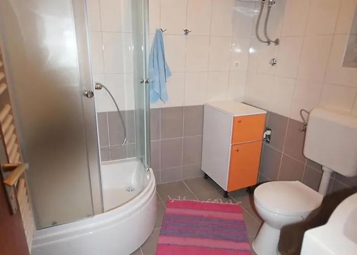 Apartament Comfortable Close To The *