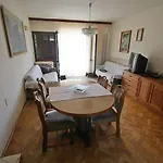 Comfortable Close To The * Zára