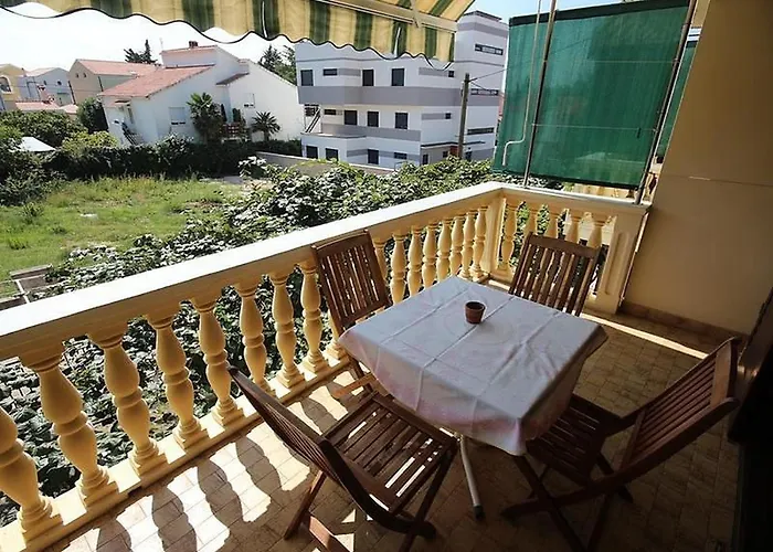 Apartamento Comfortable Close To The *